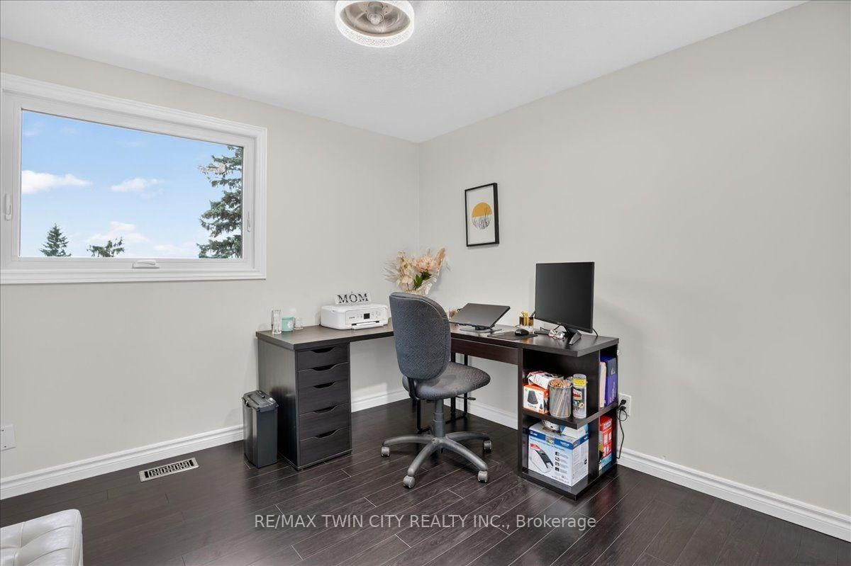 23 Briar Knoll Drive • Kitchener, ON photo 27