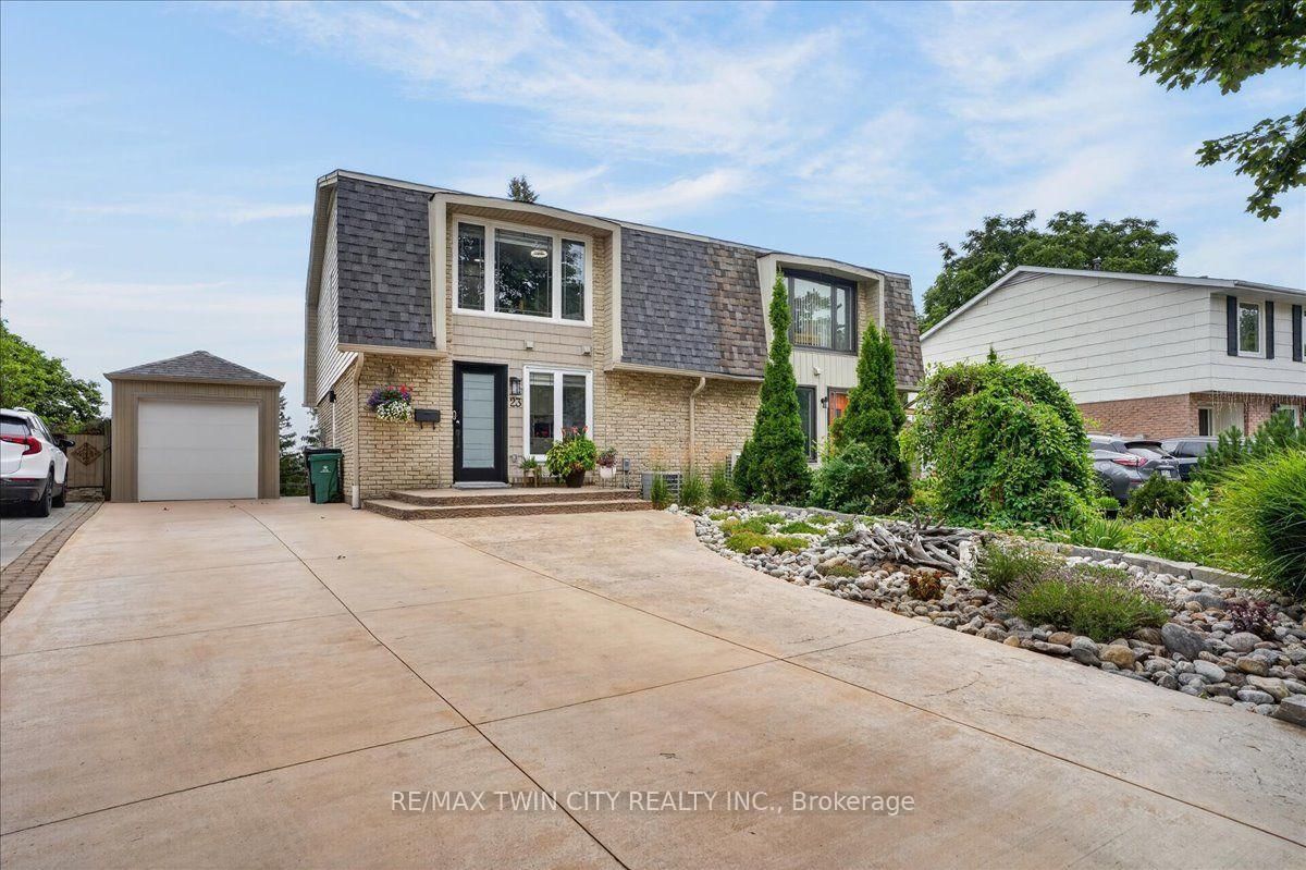 23 Briar Knoll Drive • Kitchener, ON photo 3