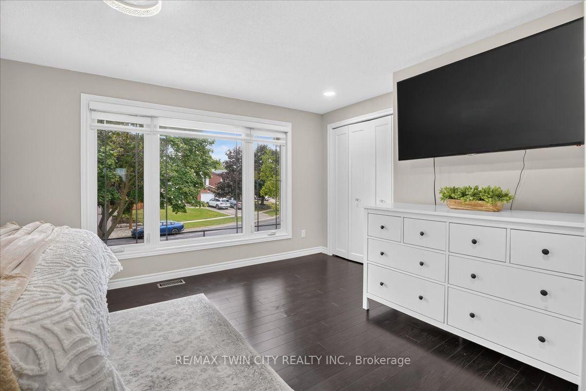 23 Briar Knoll Drive • Kitchener, ON photo 30