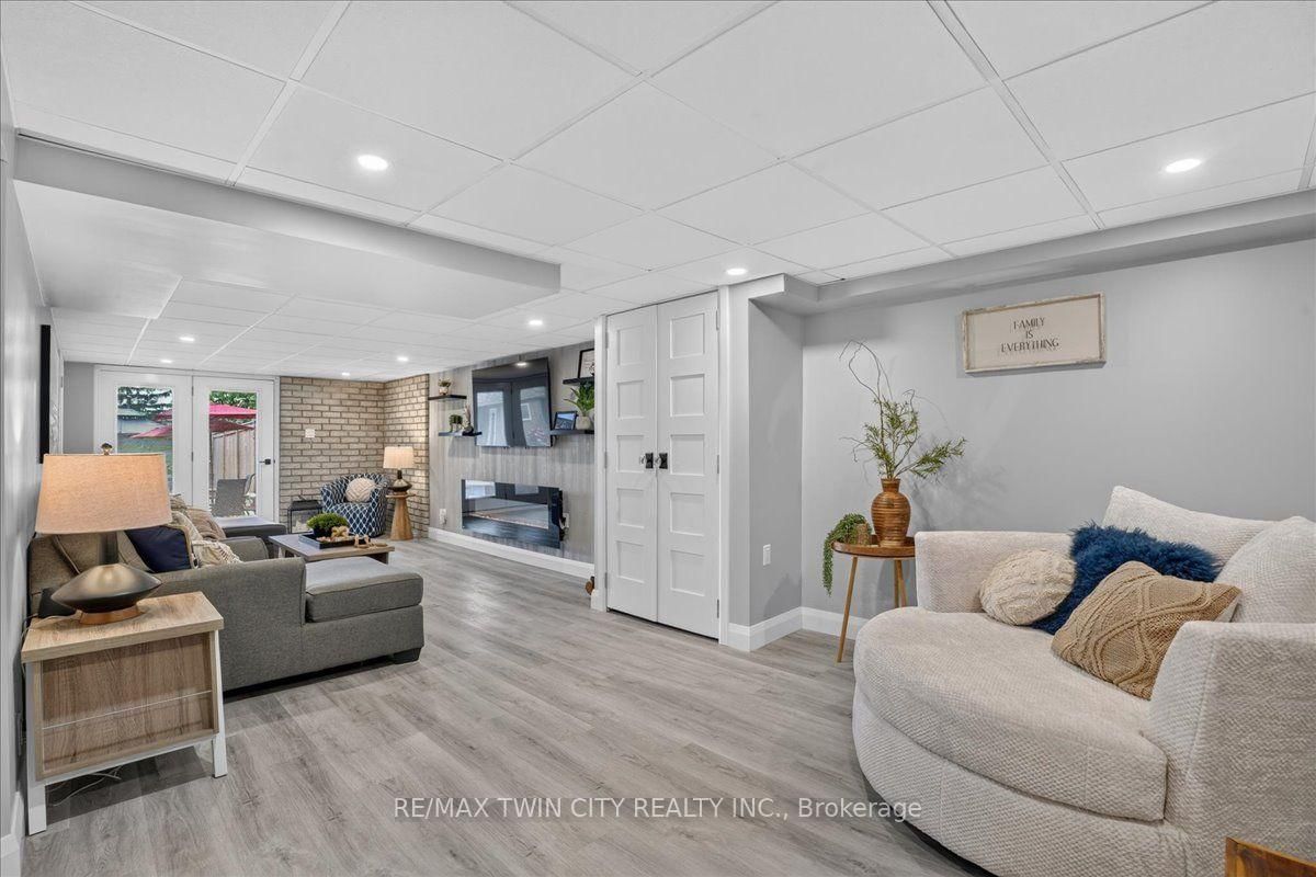 23 Briar Knoll Drive • Kitchener, ON photo 36