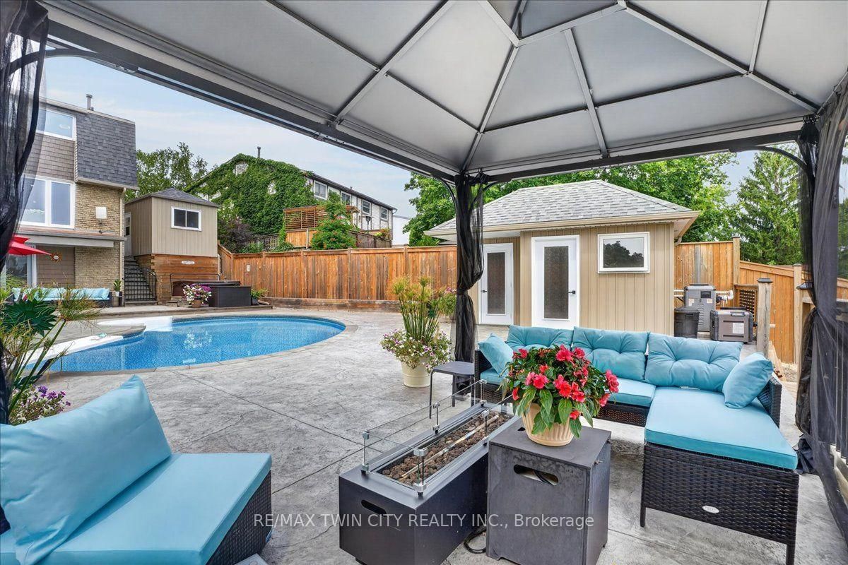 23 Briar Knoll Drive • Kitchener, ON photo 47