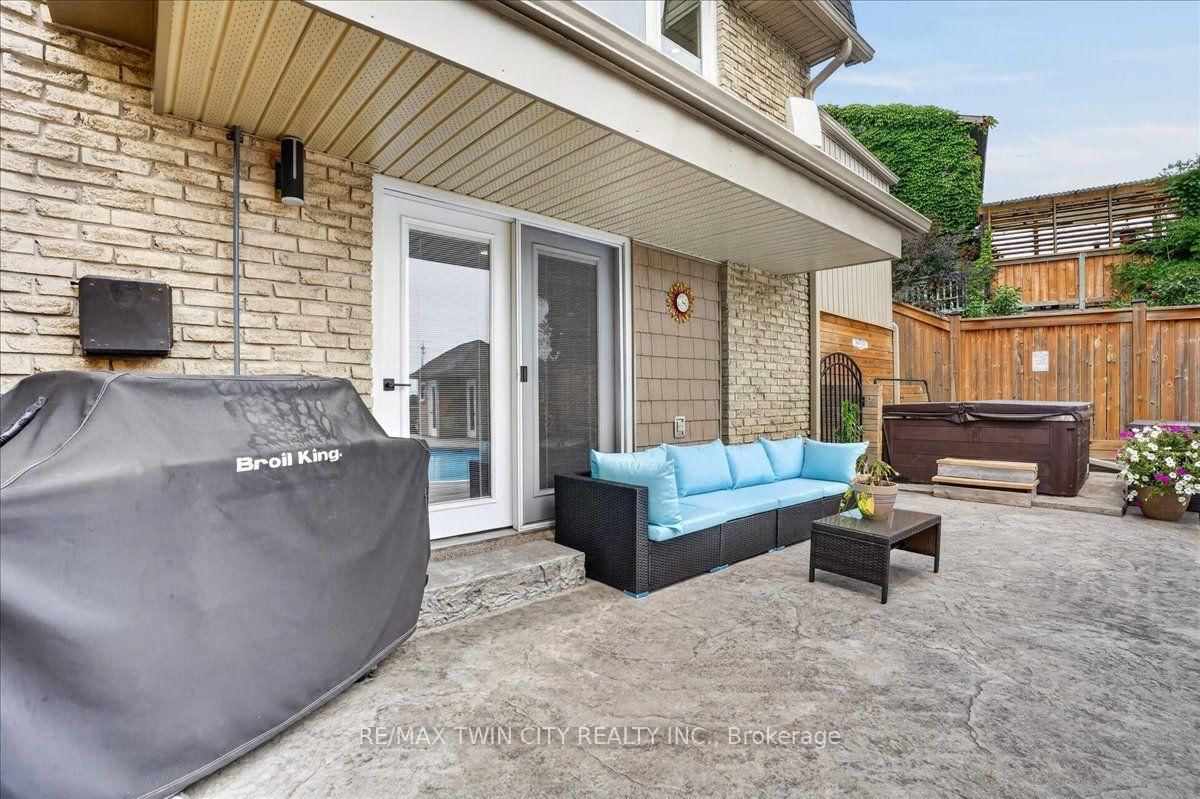 23 Briar Knoll Drive • Kitchener, ON photo 50