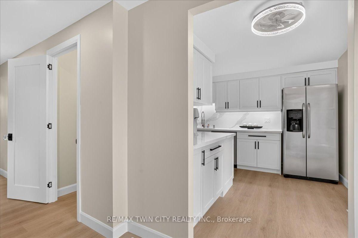 23 Briar Knoll Drive • Kitchener, ON photo 8