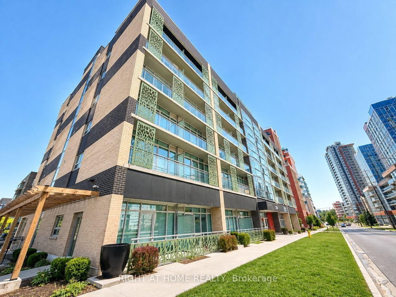 713 - 250 Albert Street