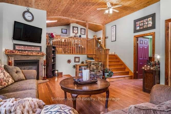 Listing Image 5