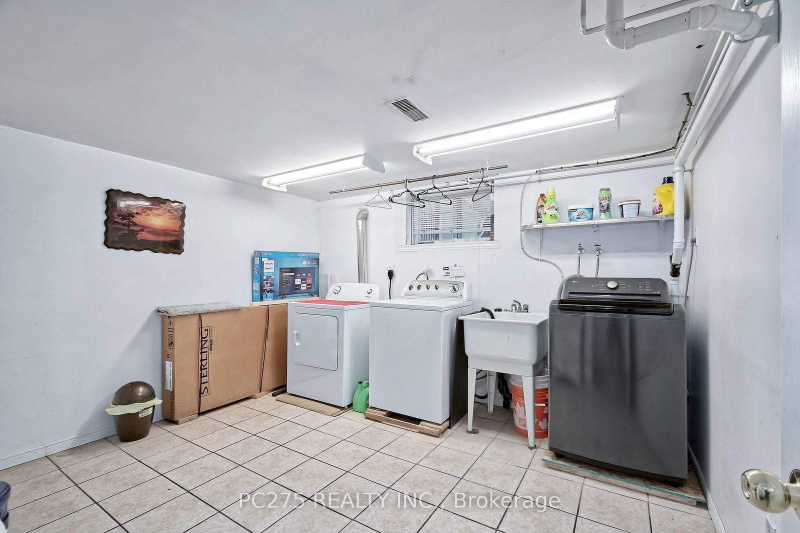 Listing Image 33