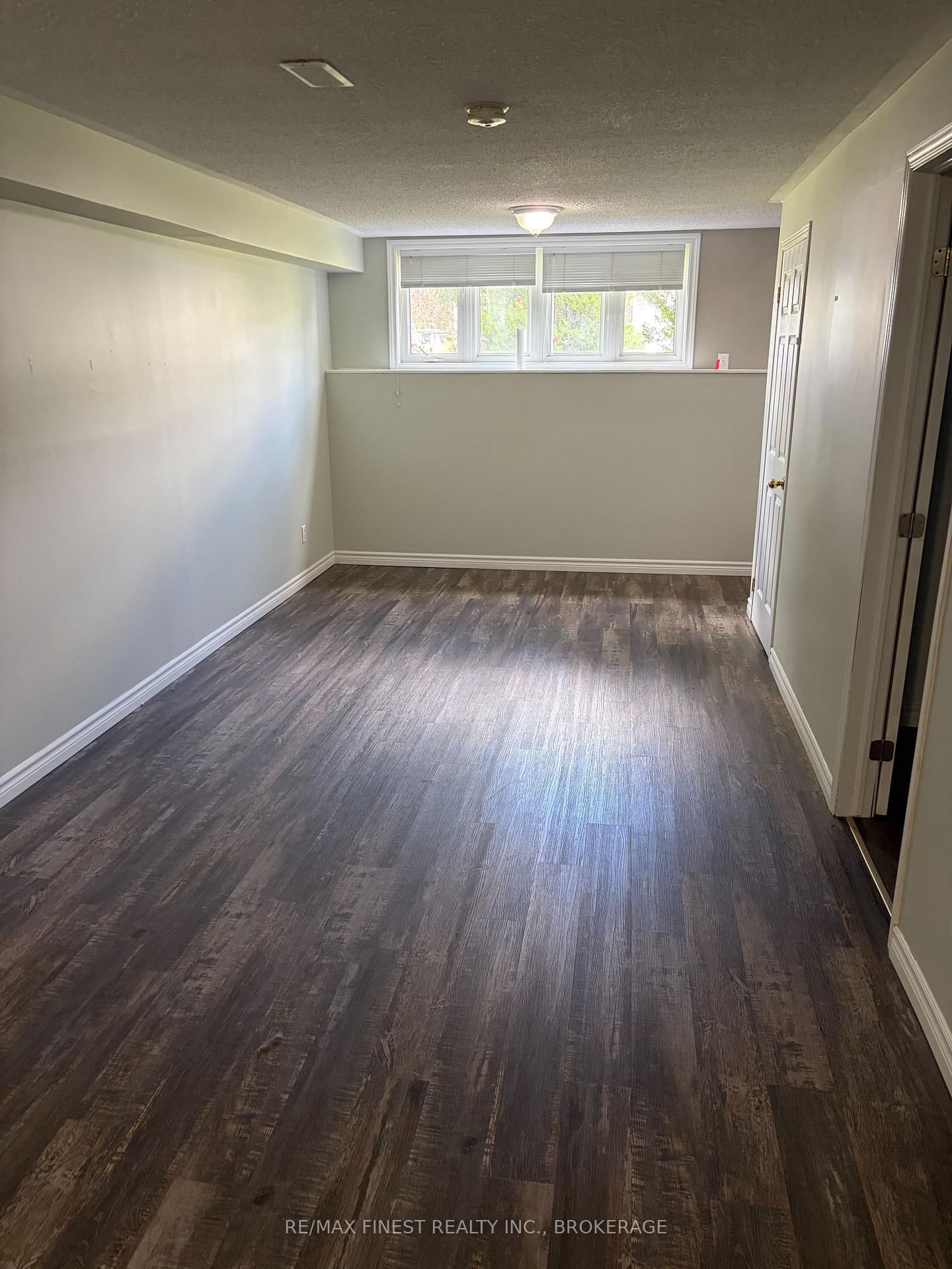 25 Clifford Street • Loyalist, ON photo 12