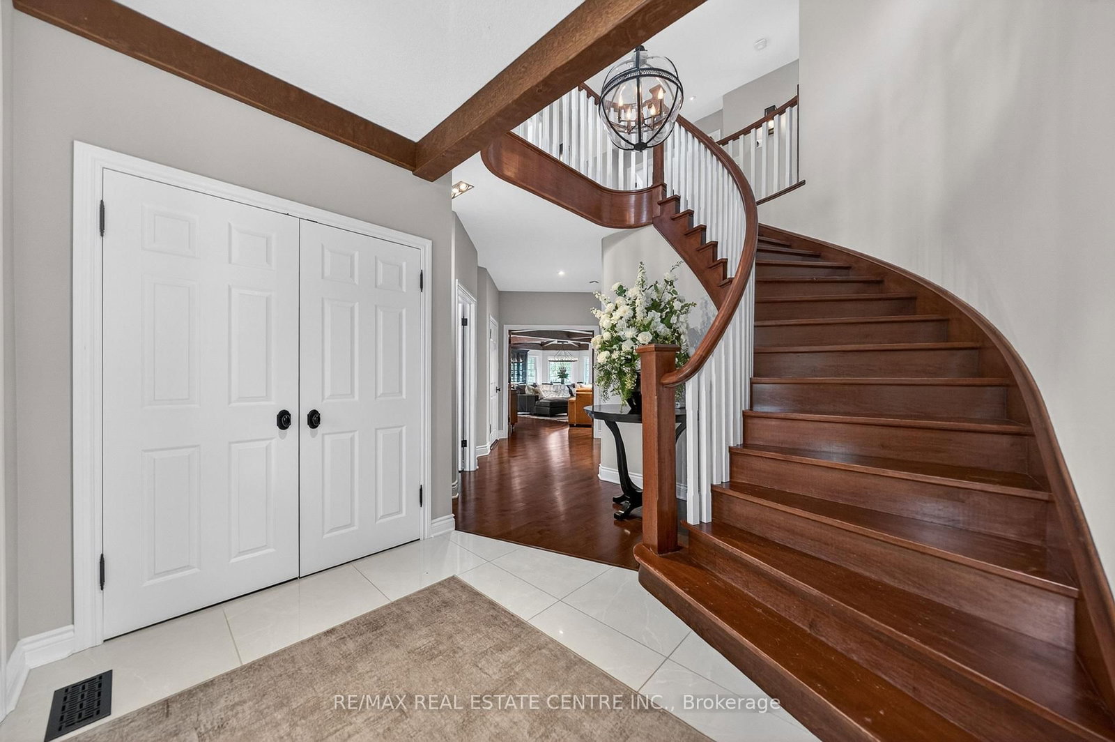 6805 CONCESSION 2 • Puslinch, ON photo 7