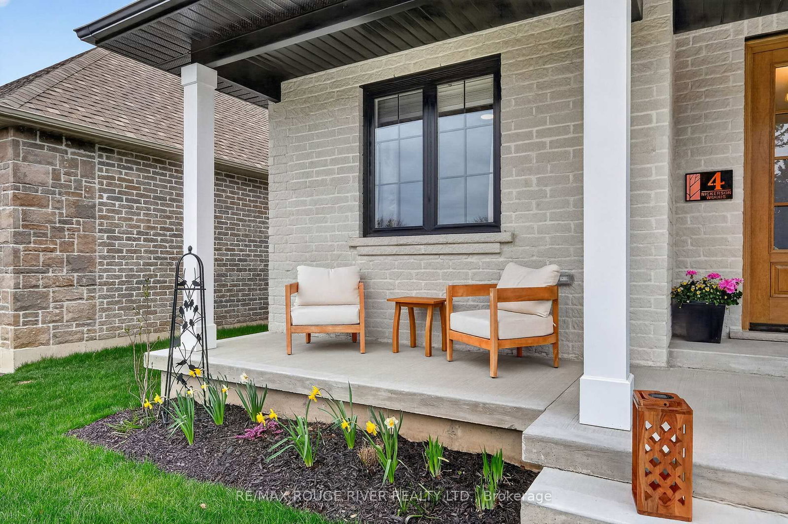 4 - 1000 D'Arcy Street • Cobourg, ON photo 2