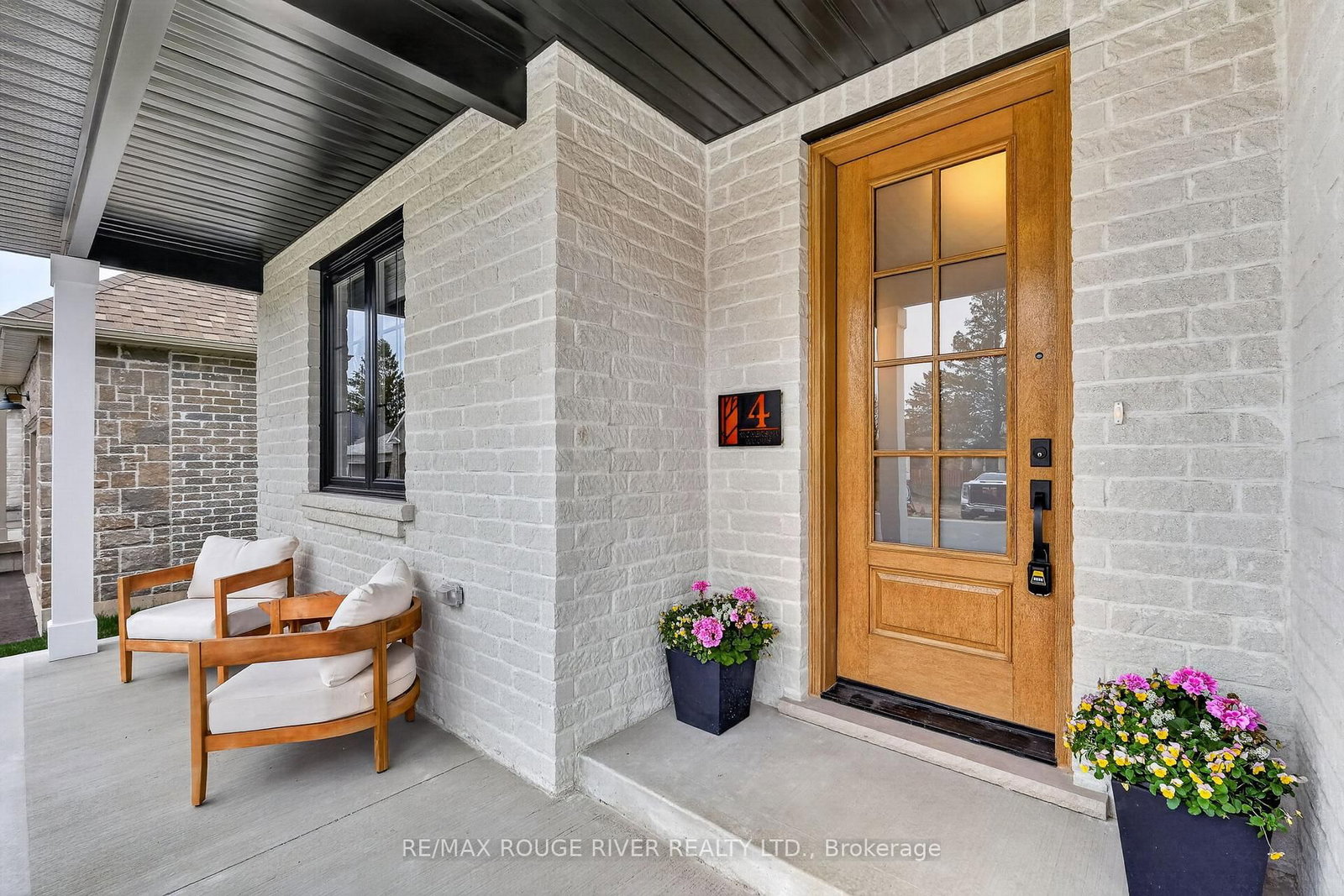 4 - 1000 D'Arcy Street • Cobourg, ON photo 3