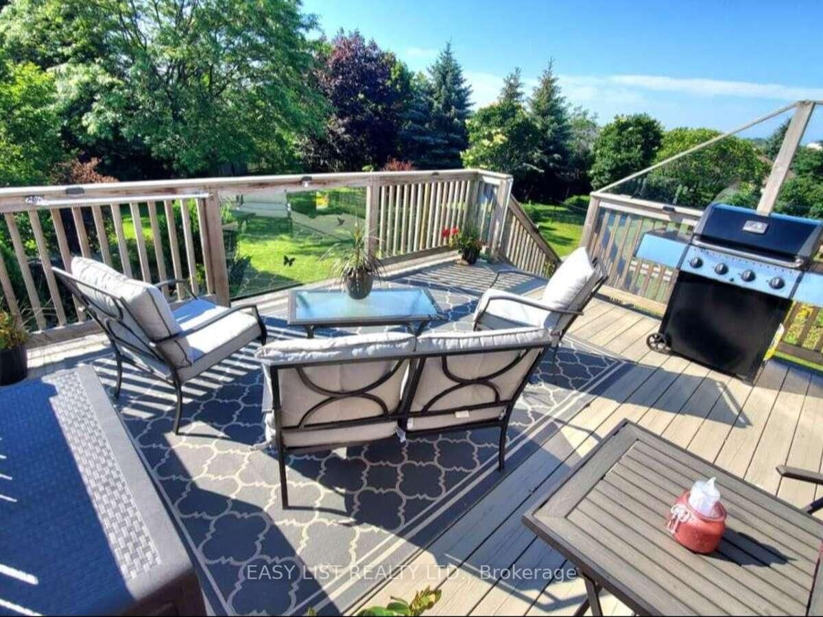 305 O'connor Court • Cobourg, ON photo 29