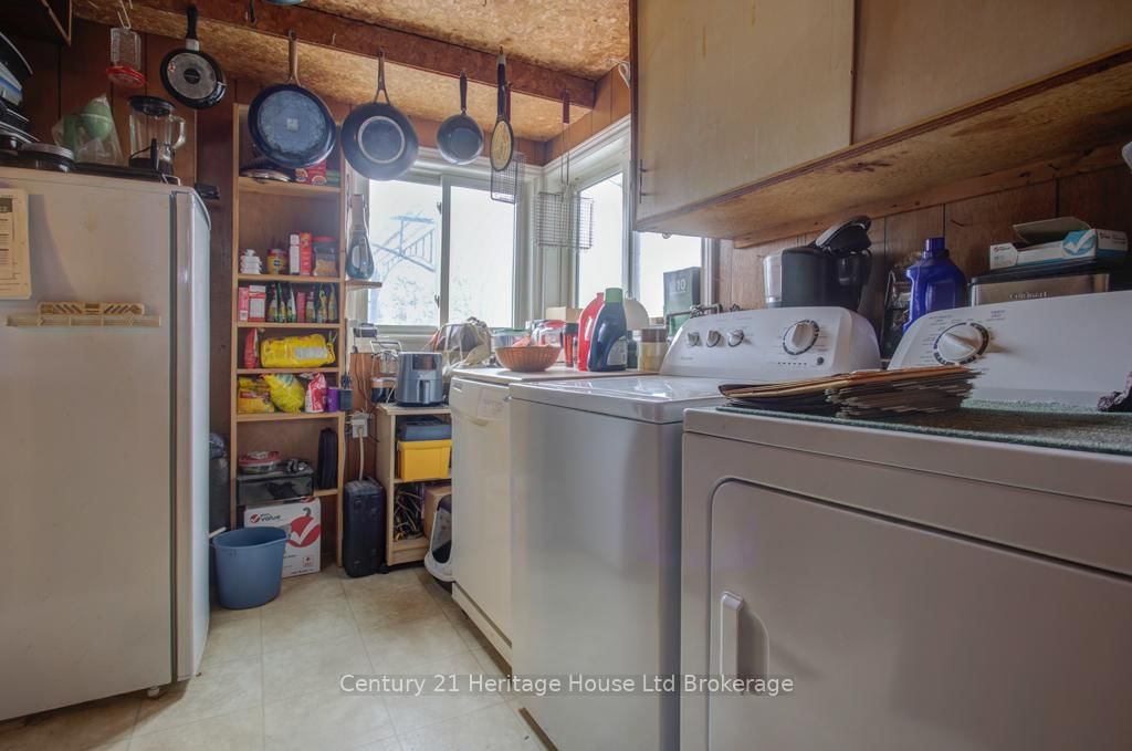 242 Wonham Street S • Ingersoll, ON photo 13