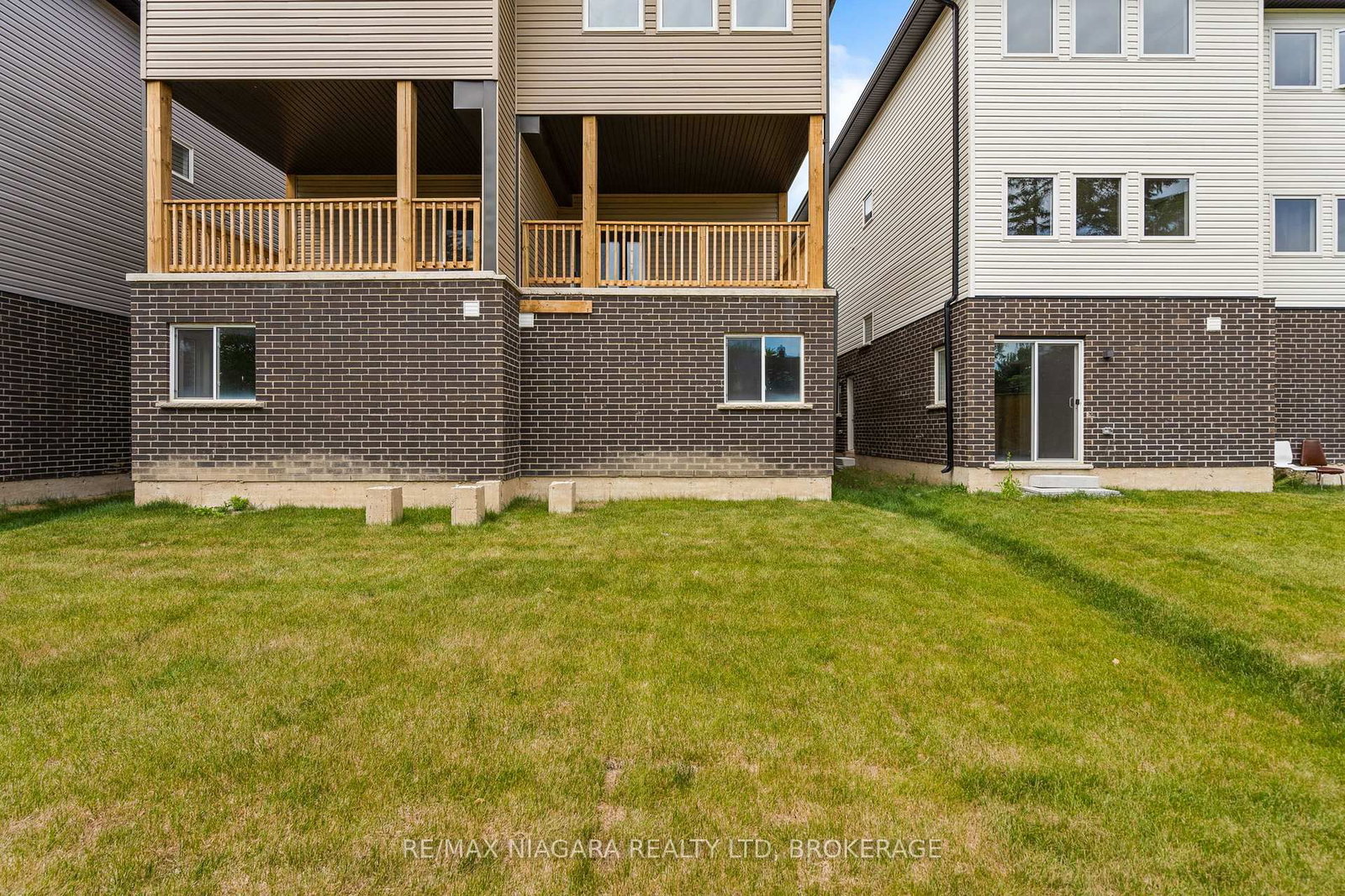 Listing Image 24