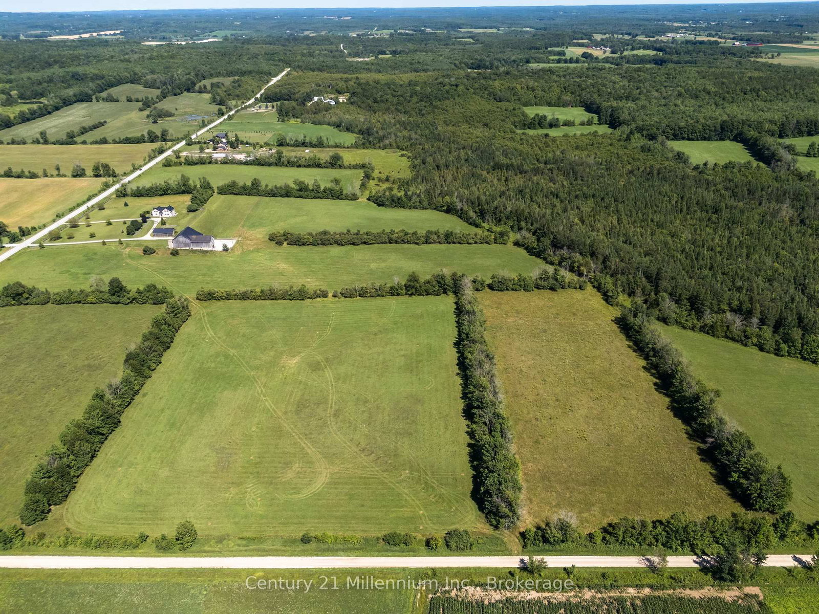 702174 Sideroad 5 • Chatsworth, ON photo 17