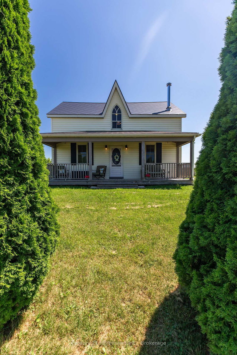 702174 Sideroad 5
