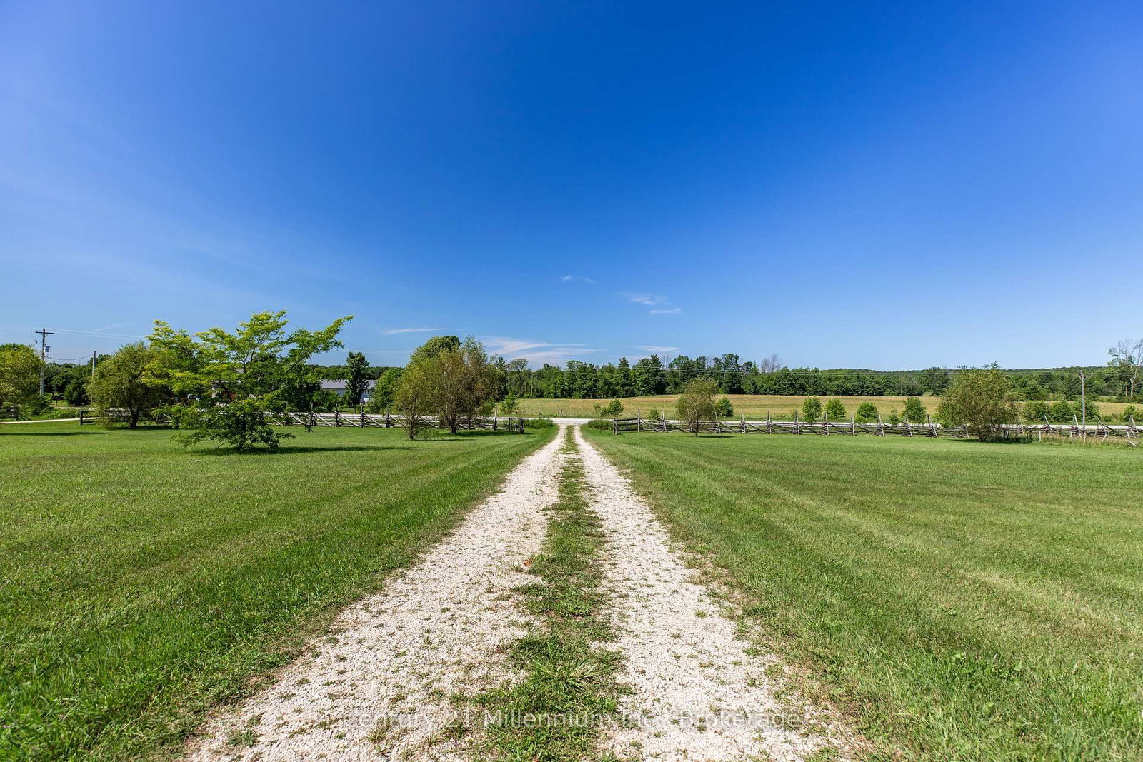 702174 Sideroad 5 • Chatsworth, ON photo 21