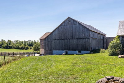 702174 Sideroad 5 • Chatsworth, ON photo 9