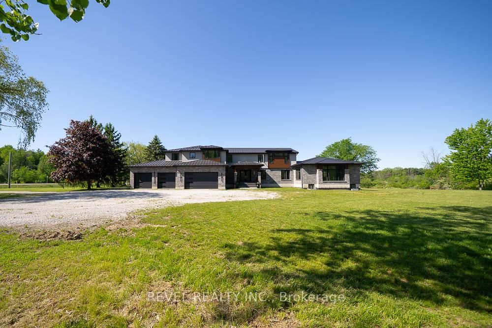 1679 Highway 6 • Norfolk, ON photo 2