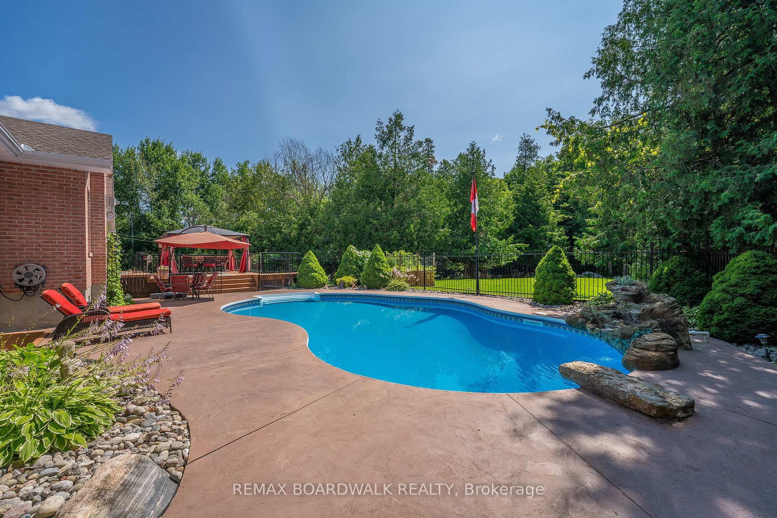 Listing Image 44