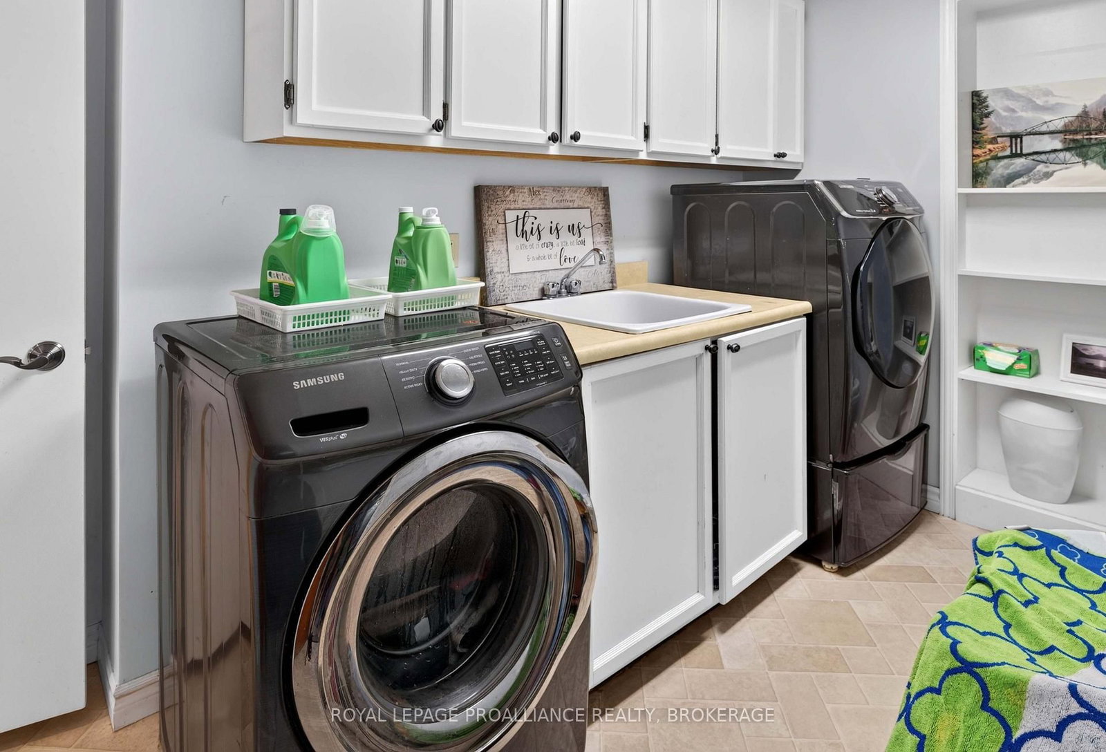Listing Image 41