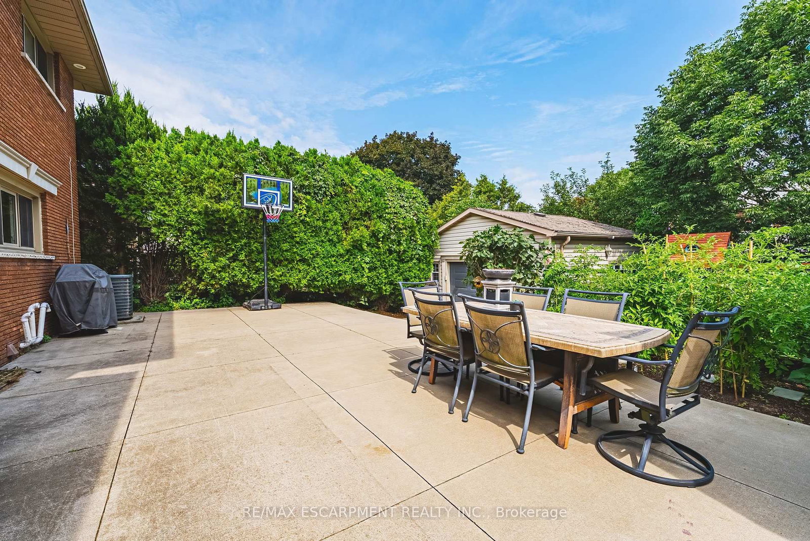 364 FENNELL Avenue W • Hamilton, ON photo 39