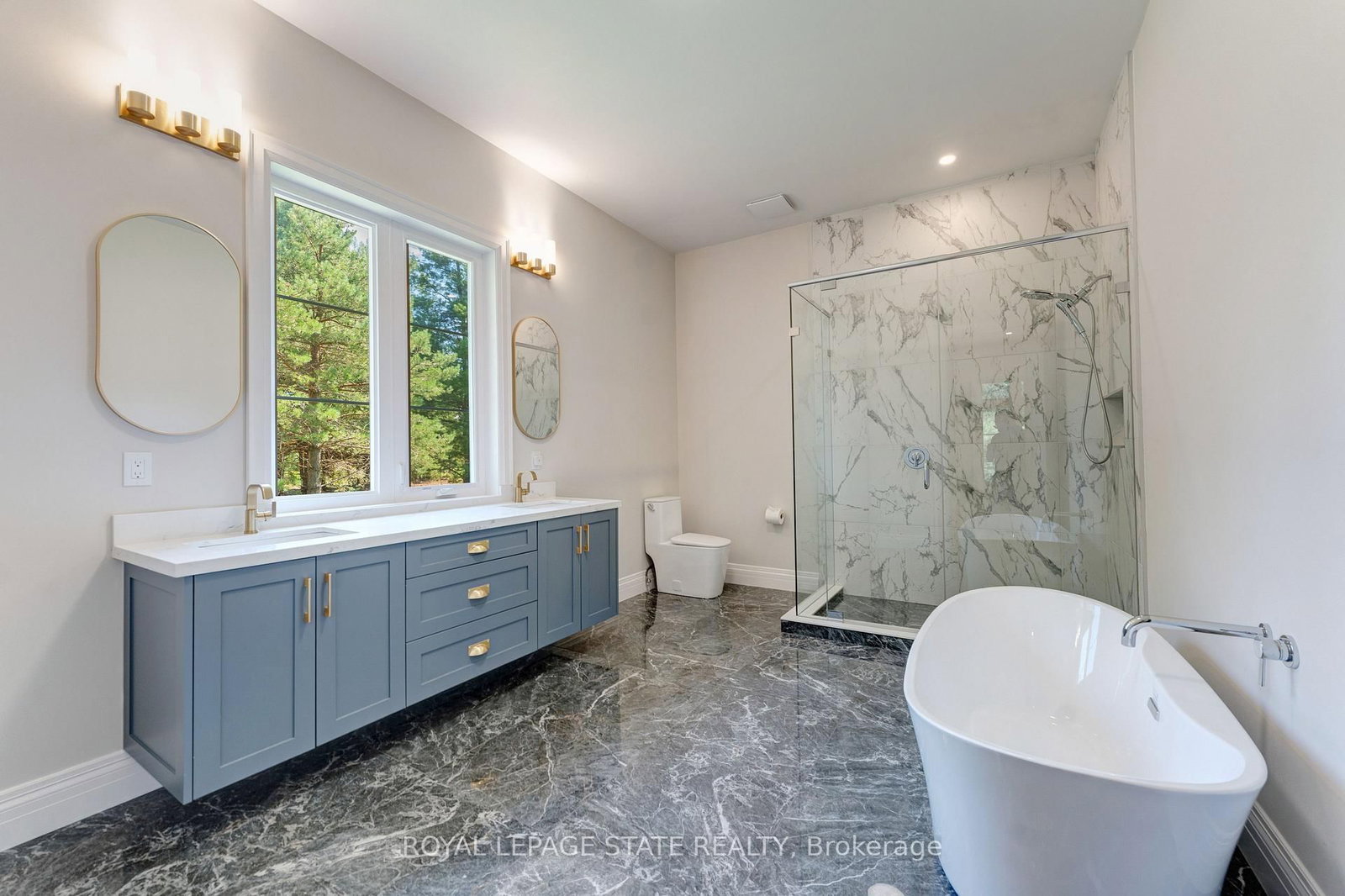 986 Highway 8 • Hamilton, ON photo 26