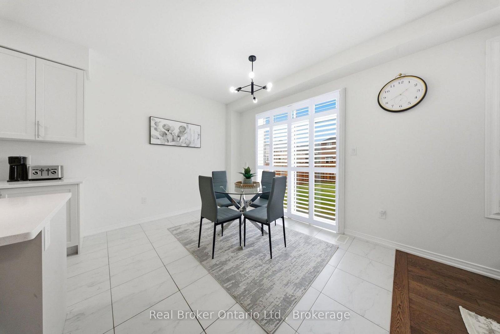 109 Longboat Run • Brantford, ON photo 18