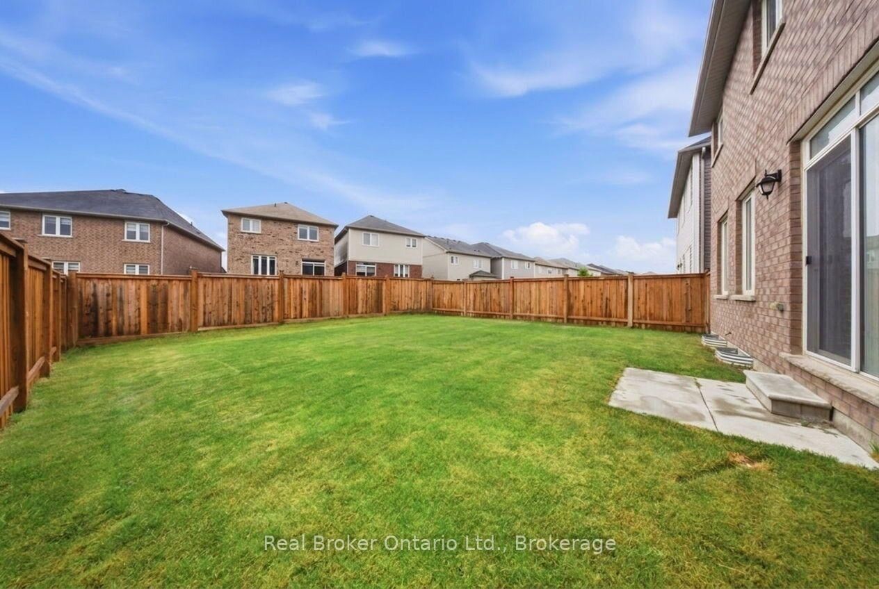 109 Longboat Run • Brantford, ON photo 36
