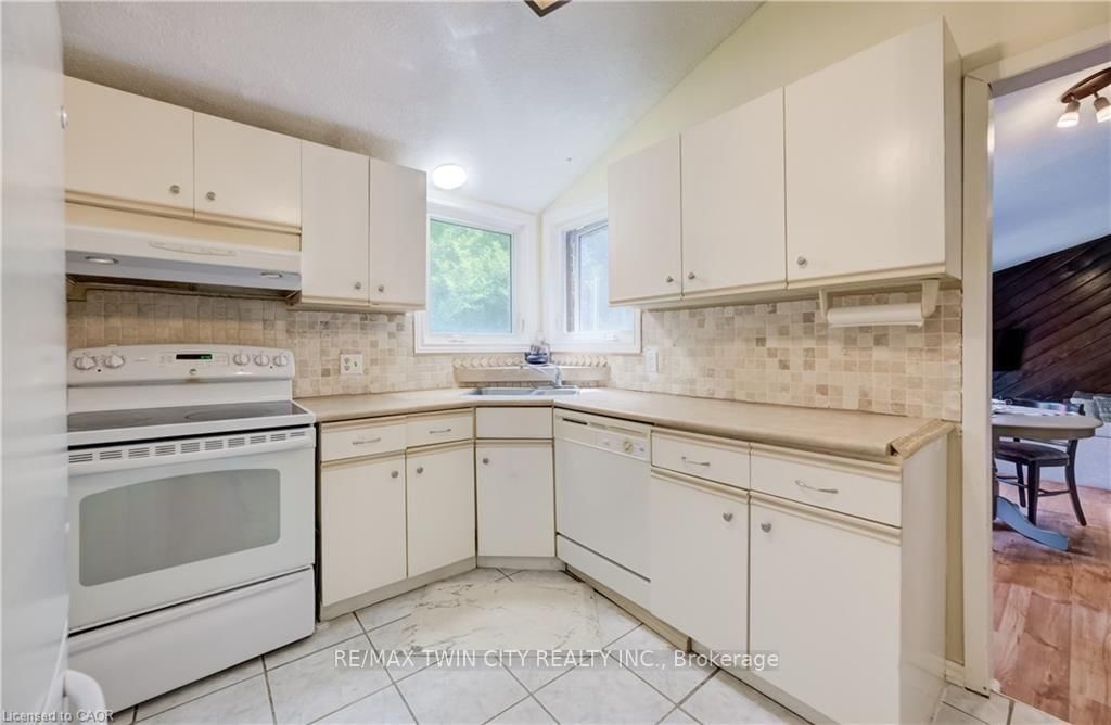 1853 HIGHWAY 24 S • Cambridge, ON photo 14