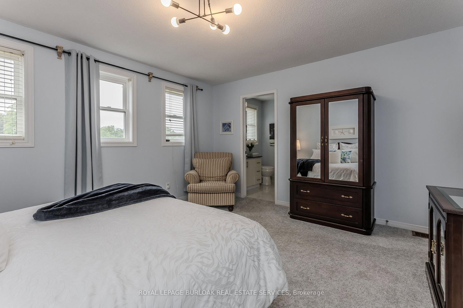 12 Branthaven Drive • Hamilton, ON photo 21