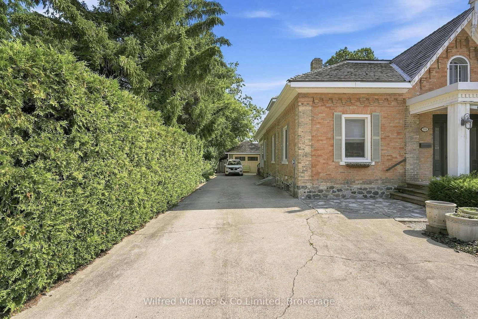 Listing Image 5