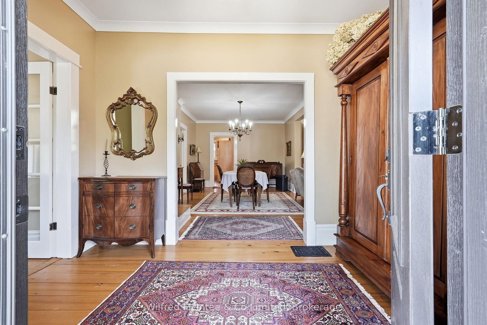 Listing Image 9