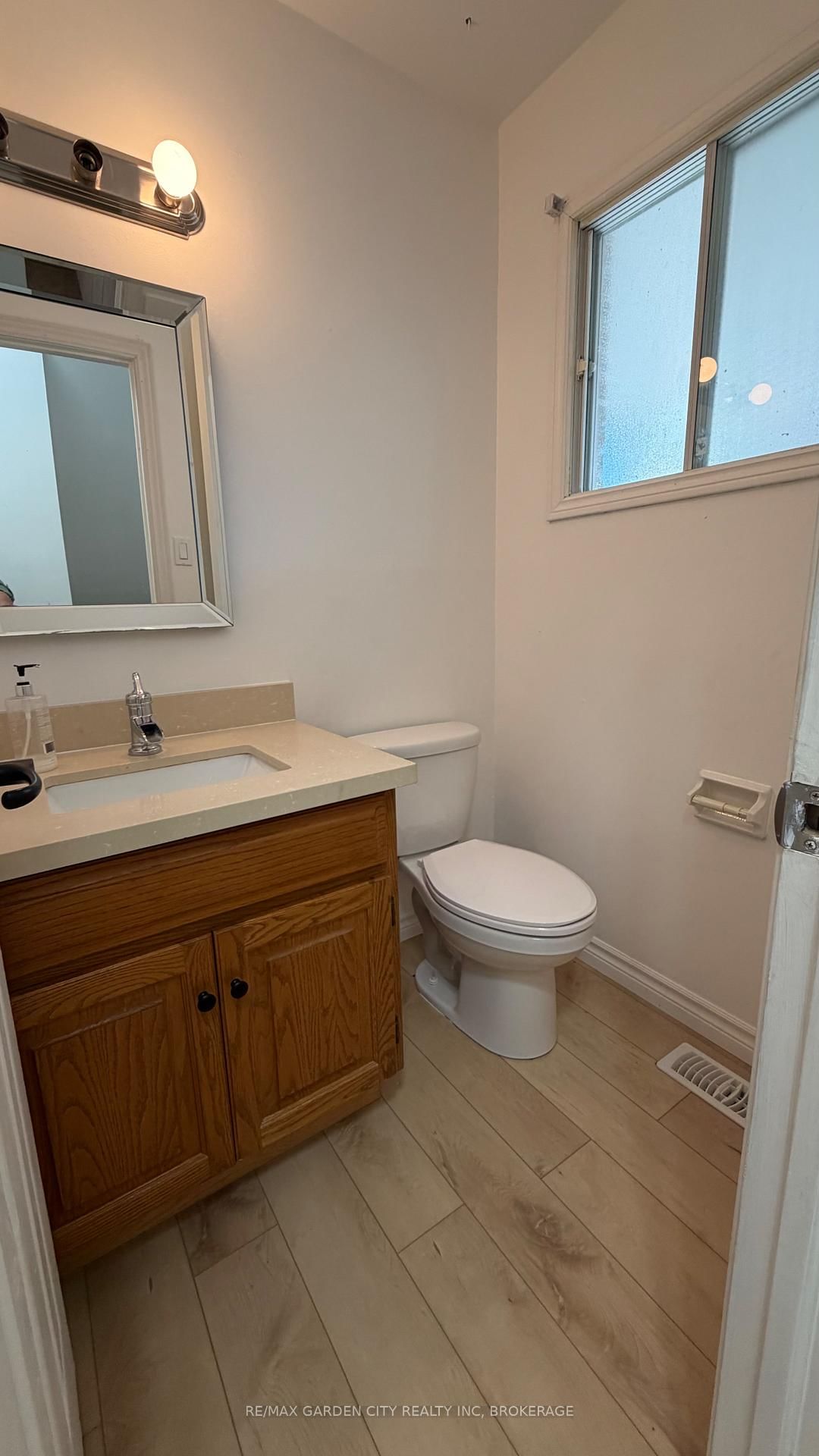 102 Tupper Drive • Thorold, ON photo 15
