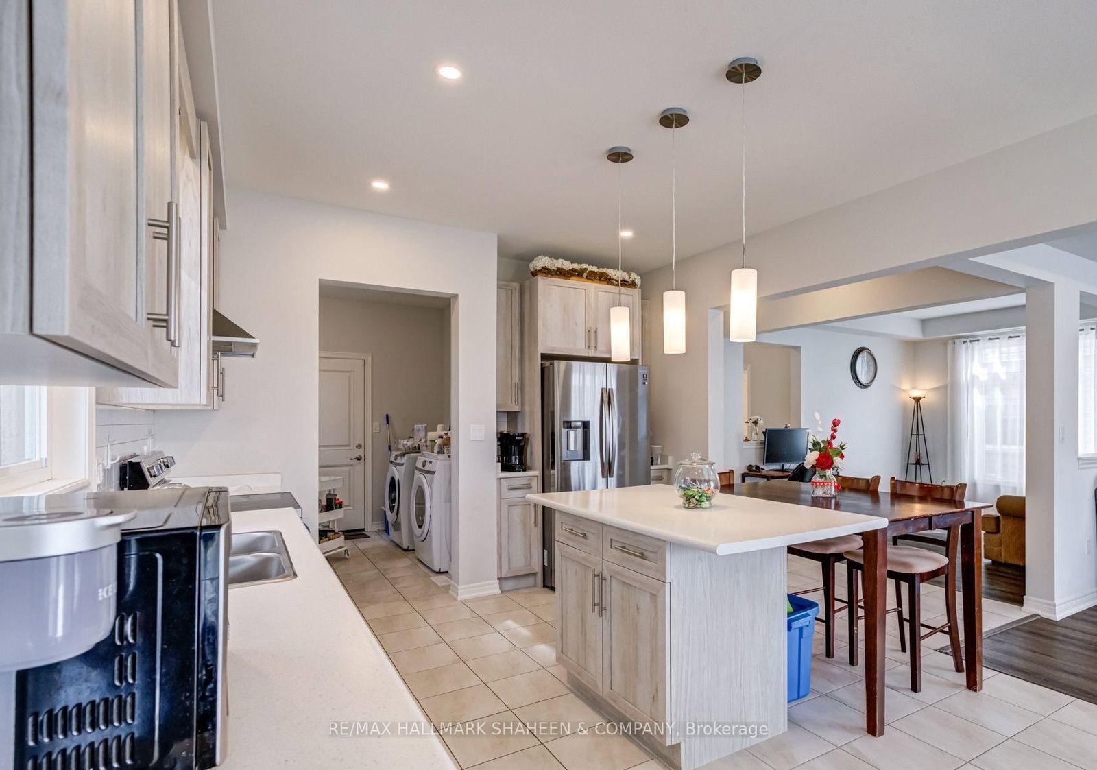 3597 Carolinia Court • Fort Erie, ON photo 9
