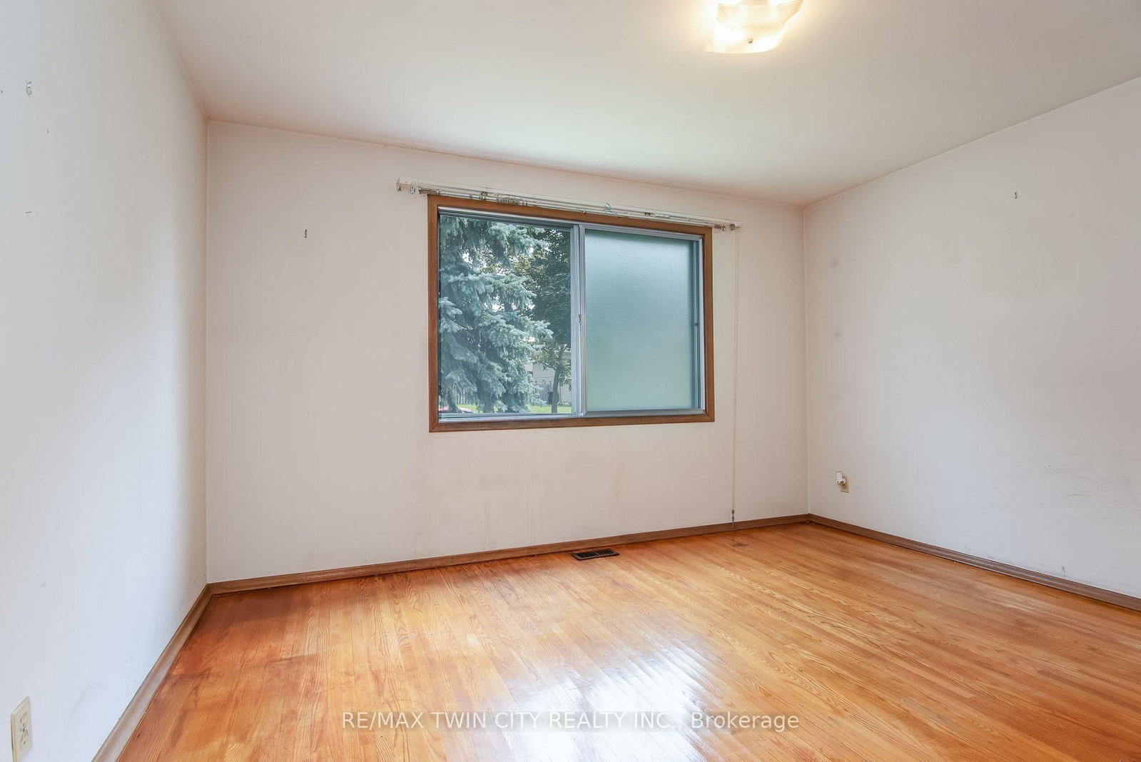 124 Carwood Avenue • Kitchener, ON photo 25