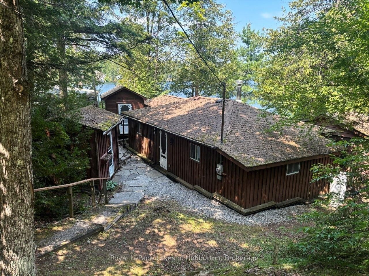 1601 Crystal Lake Road • Trent Lakes, ON photo 4