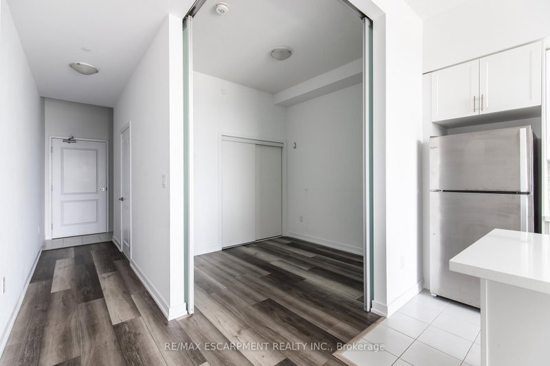 416 - 450 Dundas Street E
