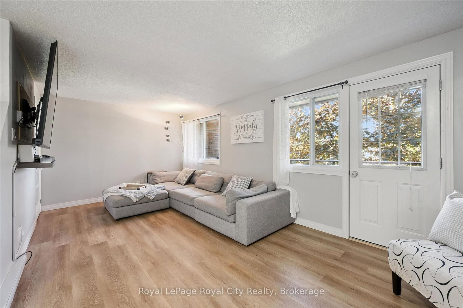 80 BURNS Drive • #18 • Guelph, ON photo 15