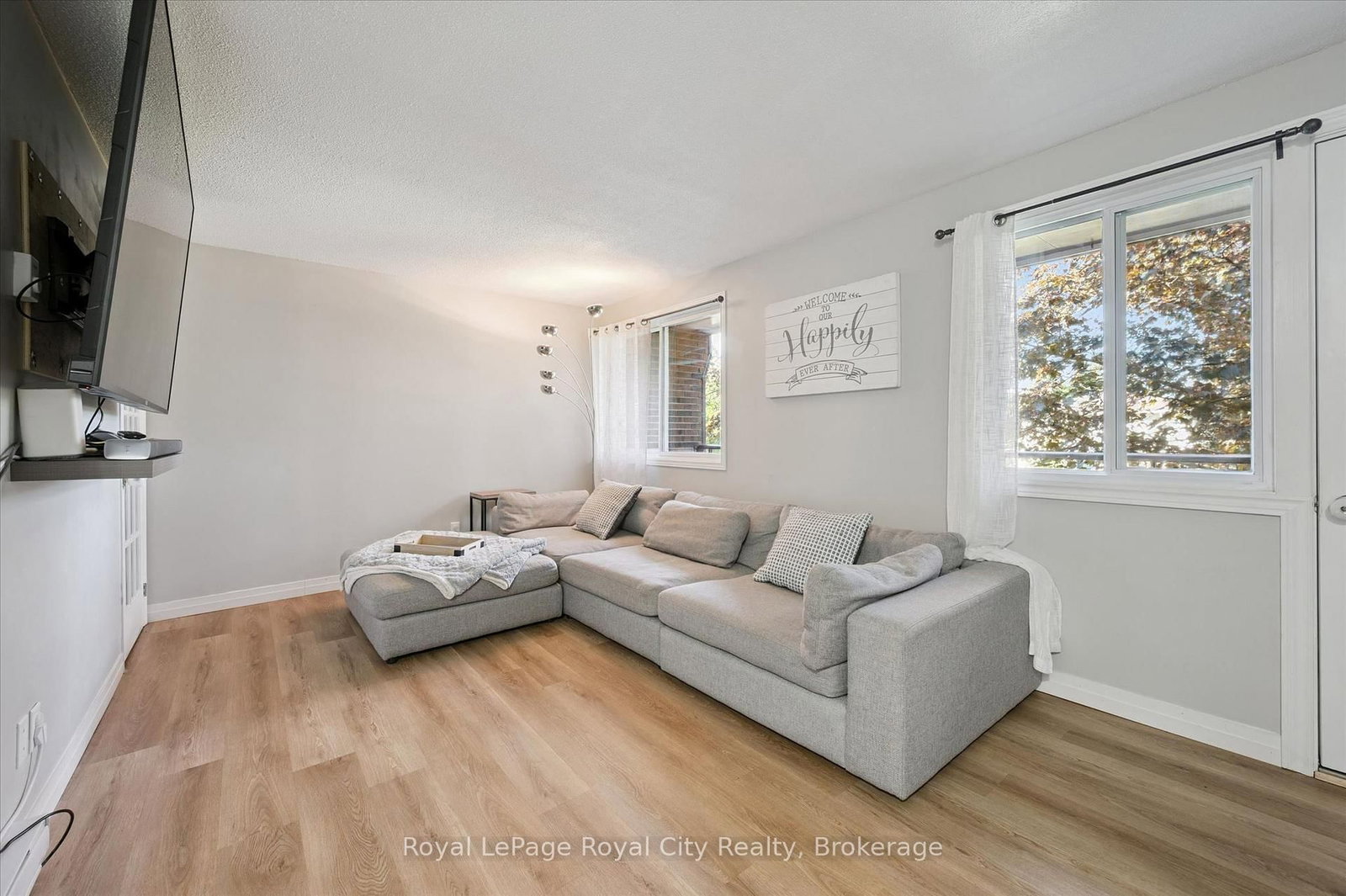 80 BURNS Drive • #18 • Guelph, ON photo 16
