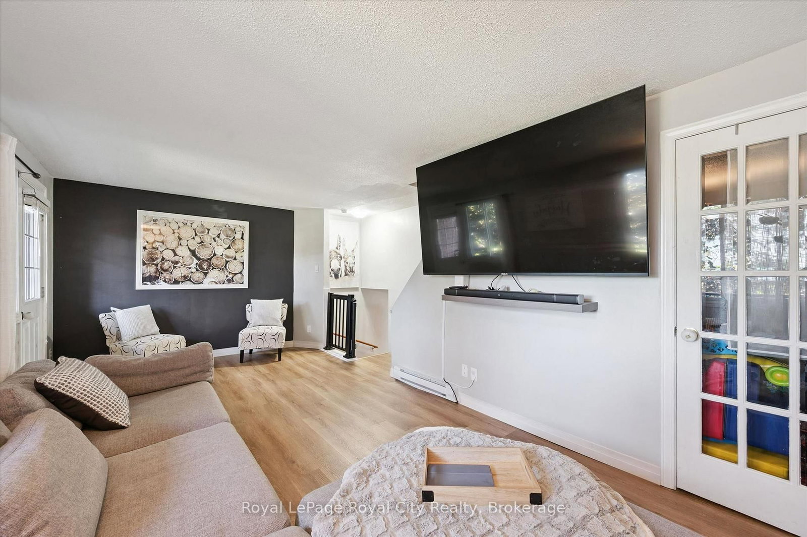 80 BURNS Drive • #18 • Guelph, ON photo 18