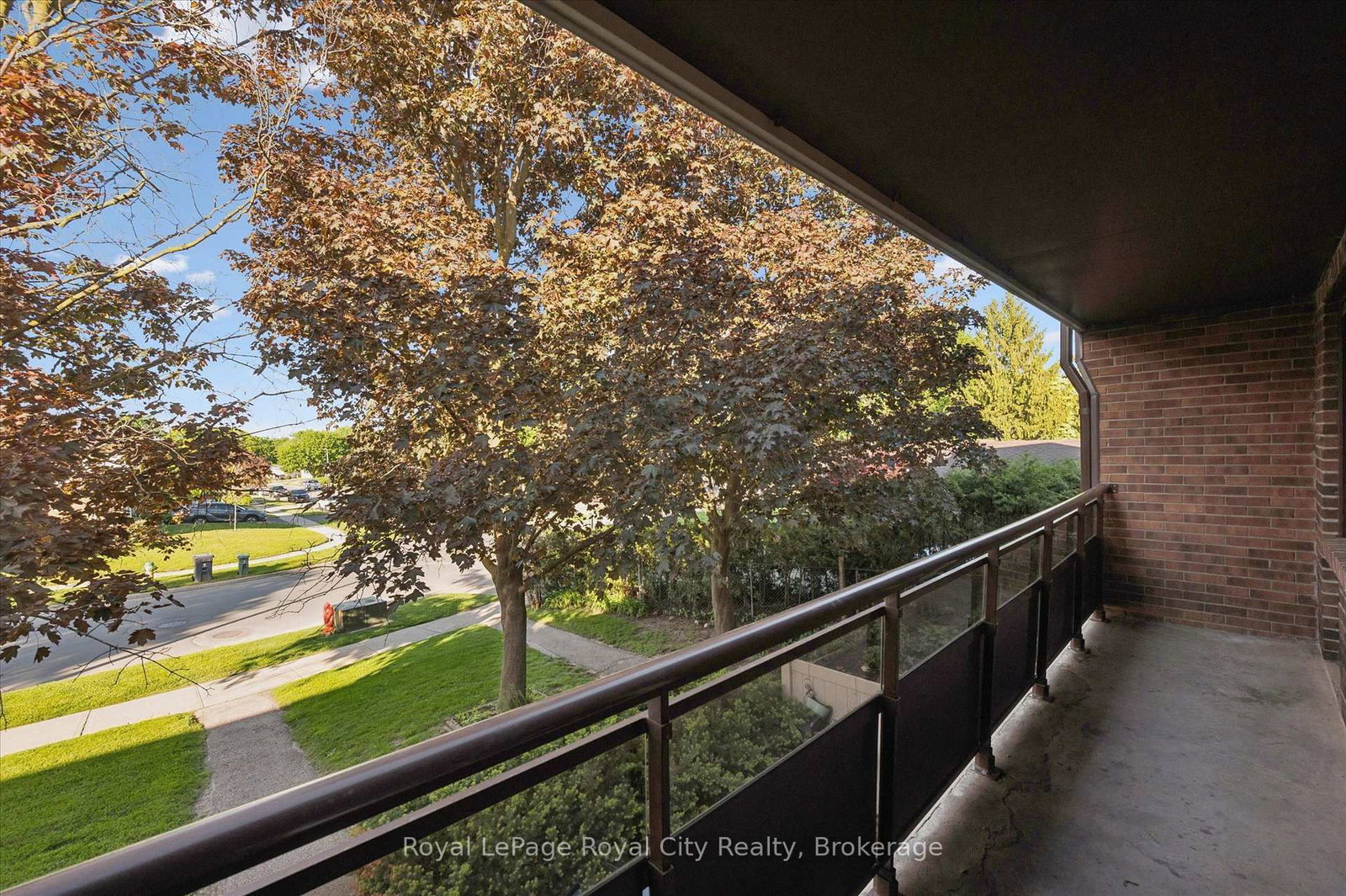 80 BURNS Drive • #18 • Guelph, ON photo 33