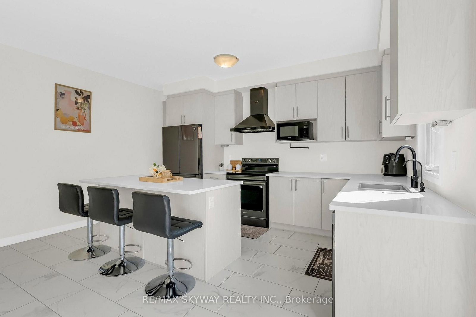 16 Tyler Avenue • Erin, ON photo 16