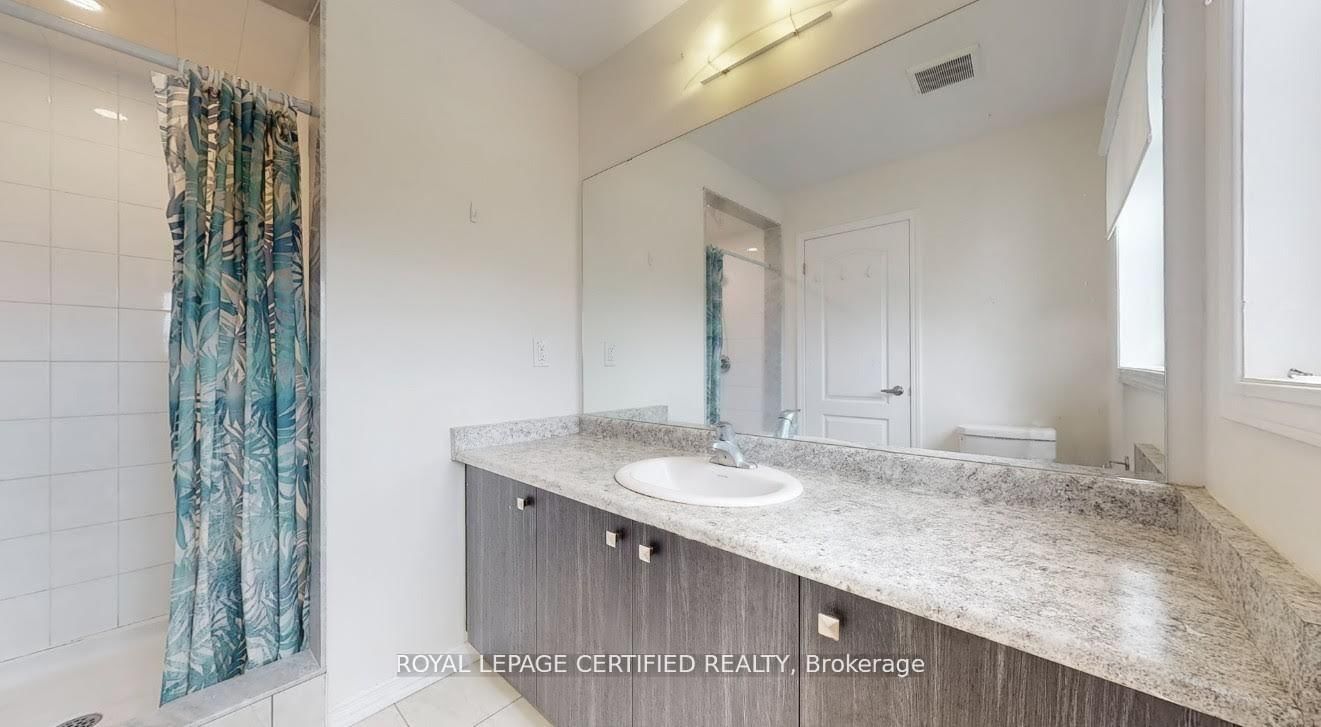 65 Holder Drive • Brantford, ON photo 14