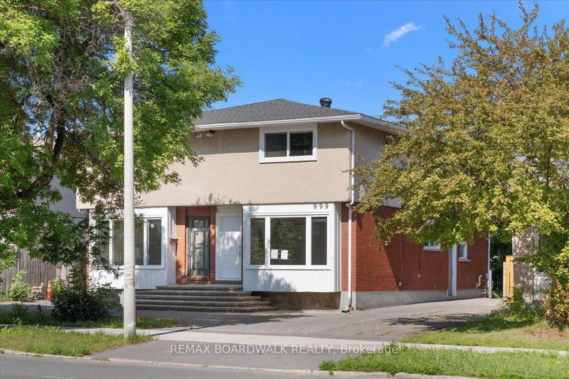 999 Meadowlands Drive