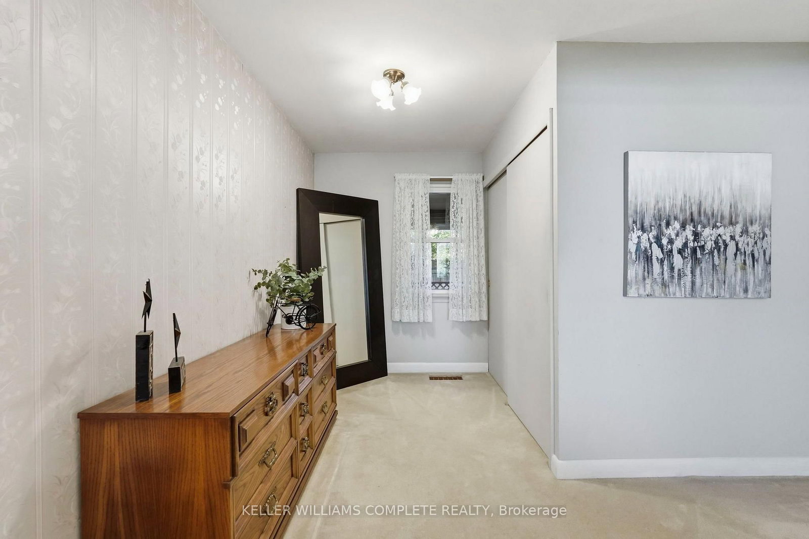 70 Floresta Court • Hamilton, ON photo 16