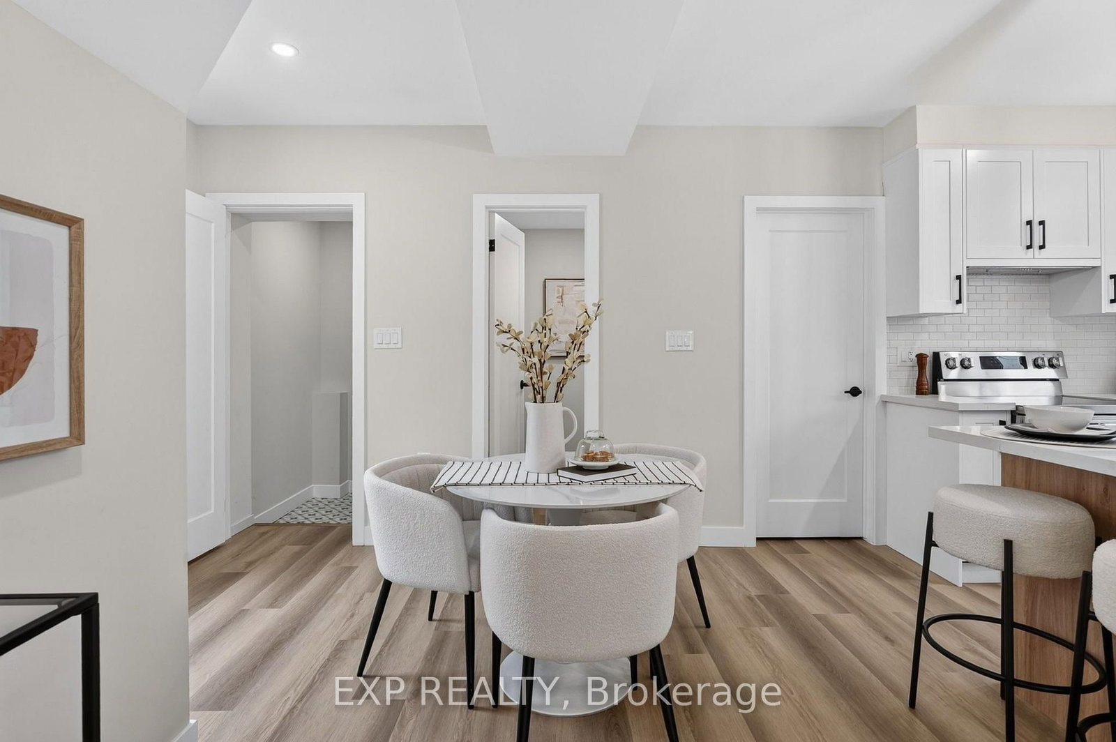 325 Queensdale Avenue E • Hamilton, ON photo 21