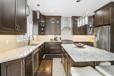 169 Michael Drive • Welland, ON photo 8
