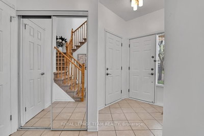4121 WOLFE POINT Way • Ottawa, ON photo 3