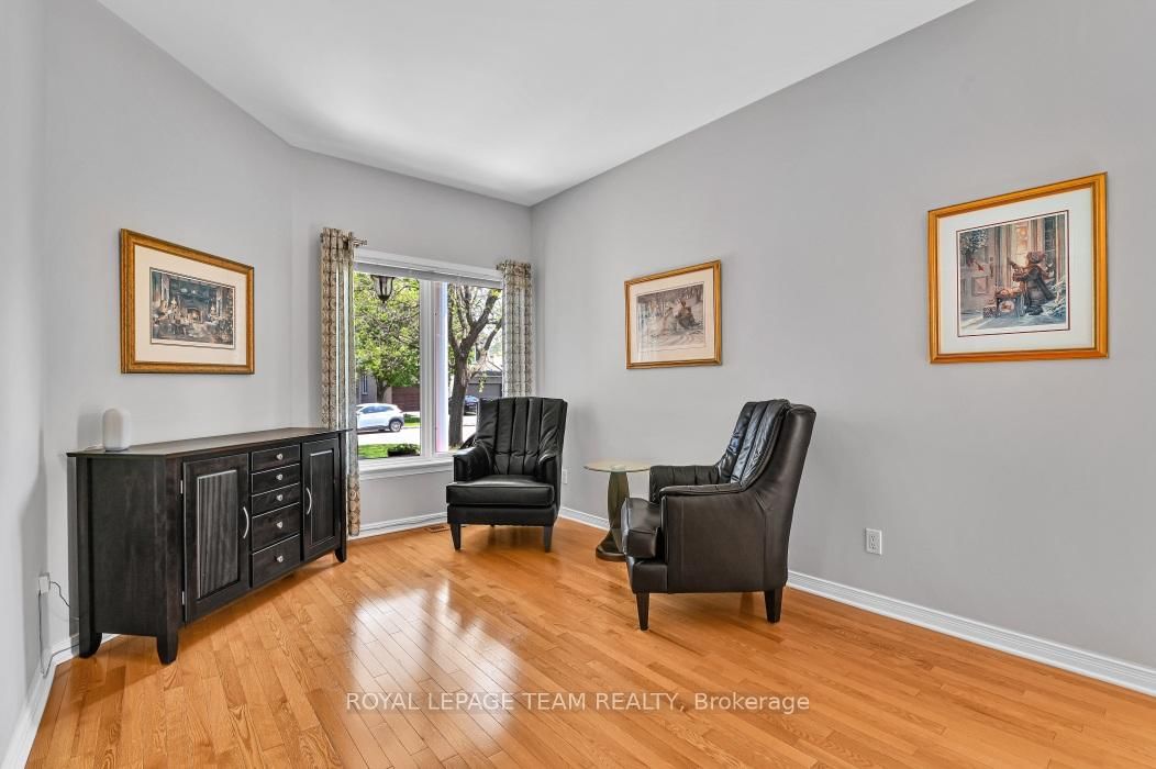 4121 WOLFE POINT Way • Ottawa, ON photo 5