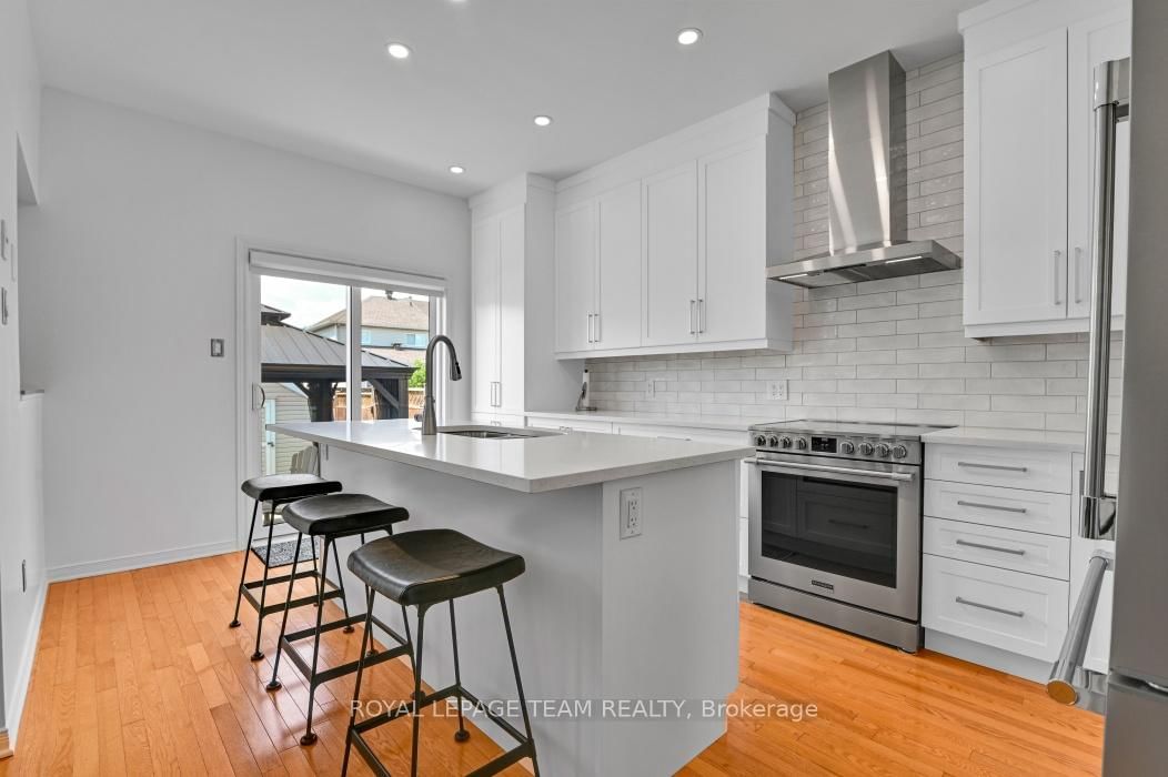 4121 WOLFE POINT Way • Ottawa, ON photo 8